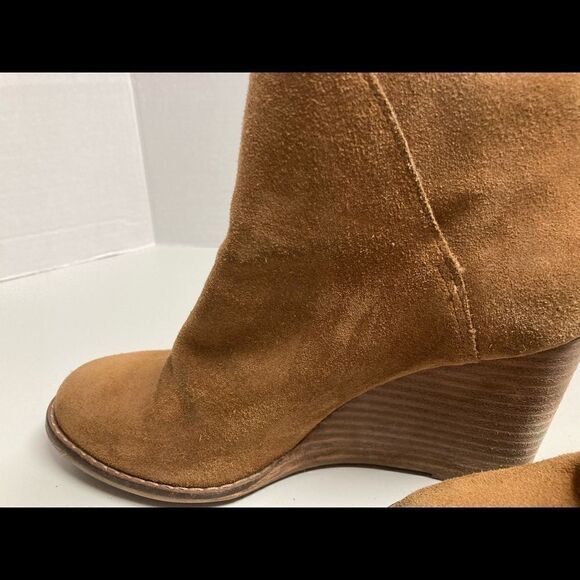 LUCKY BRAND, suede wedge booties, size 7 1/2 M,Tan‎ - Picture 6 of 16